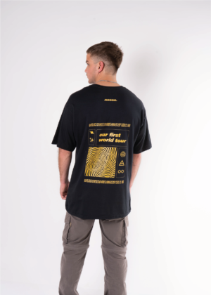 WORLD TOUR T-SHIRT