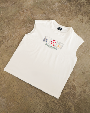 Romantic Picnic - NO SLEEVES